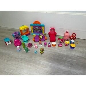 Shopkins Playset Lot  Figures Accessories Movie Theater Kitchen Fun